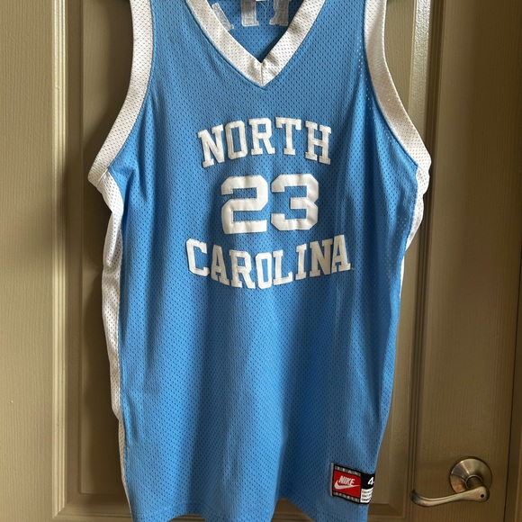 VTG MADE IN USA 80' s  NIKE N.CAROLINA TAR HEELS JORDAN AUTHENTIC JERSEY SIZE 48 - Picture 2 of 16